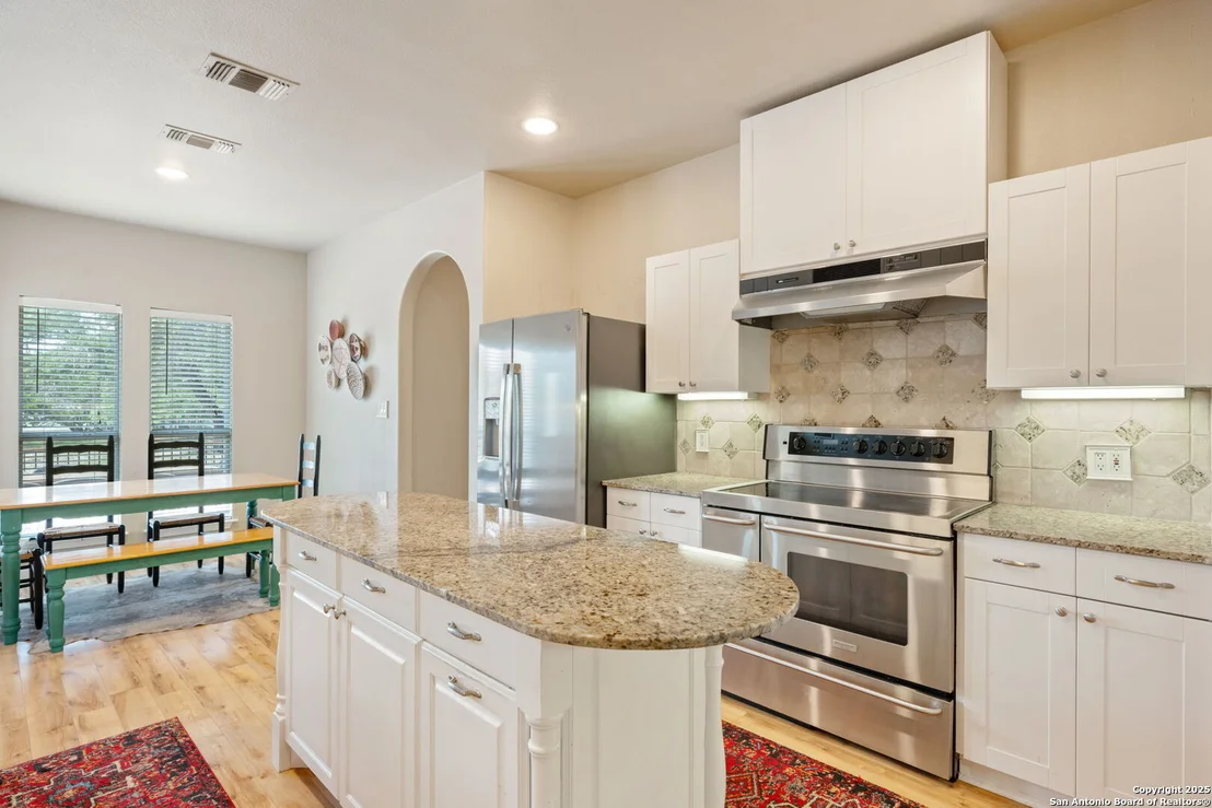Photo of 102 Kendall View Dr
