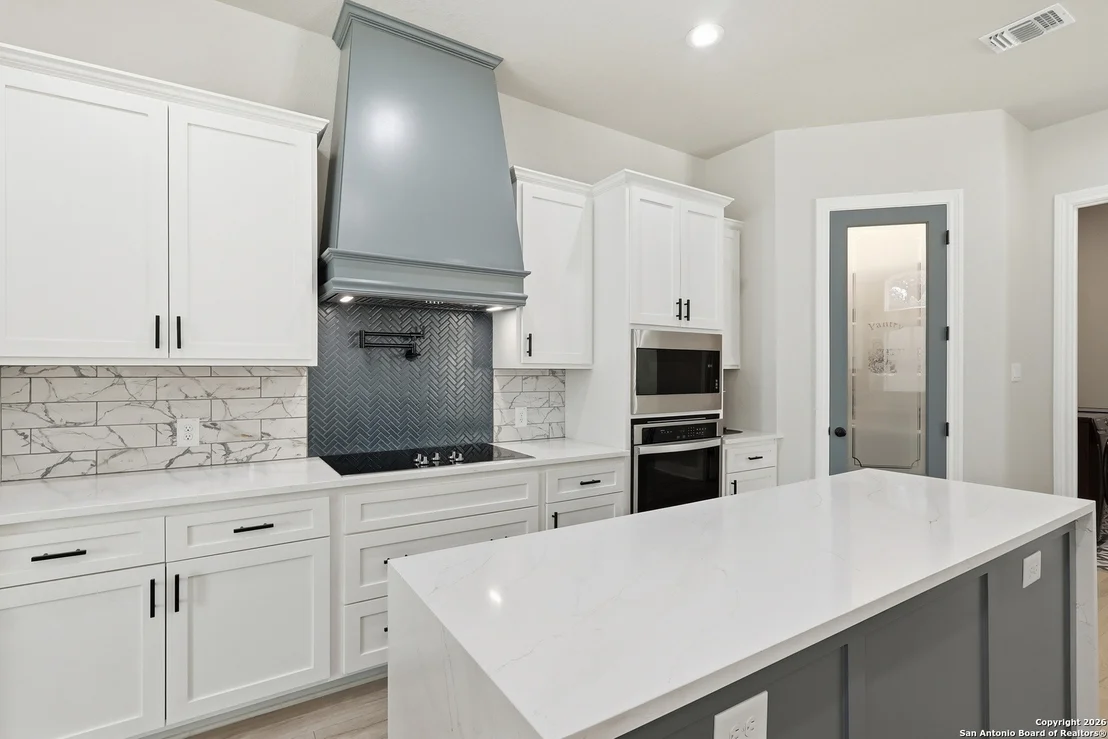 Photo of 910 Slumber
