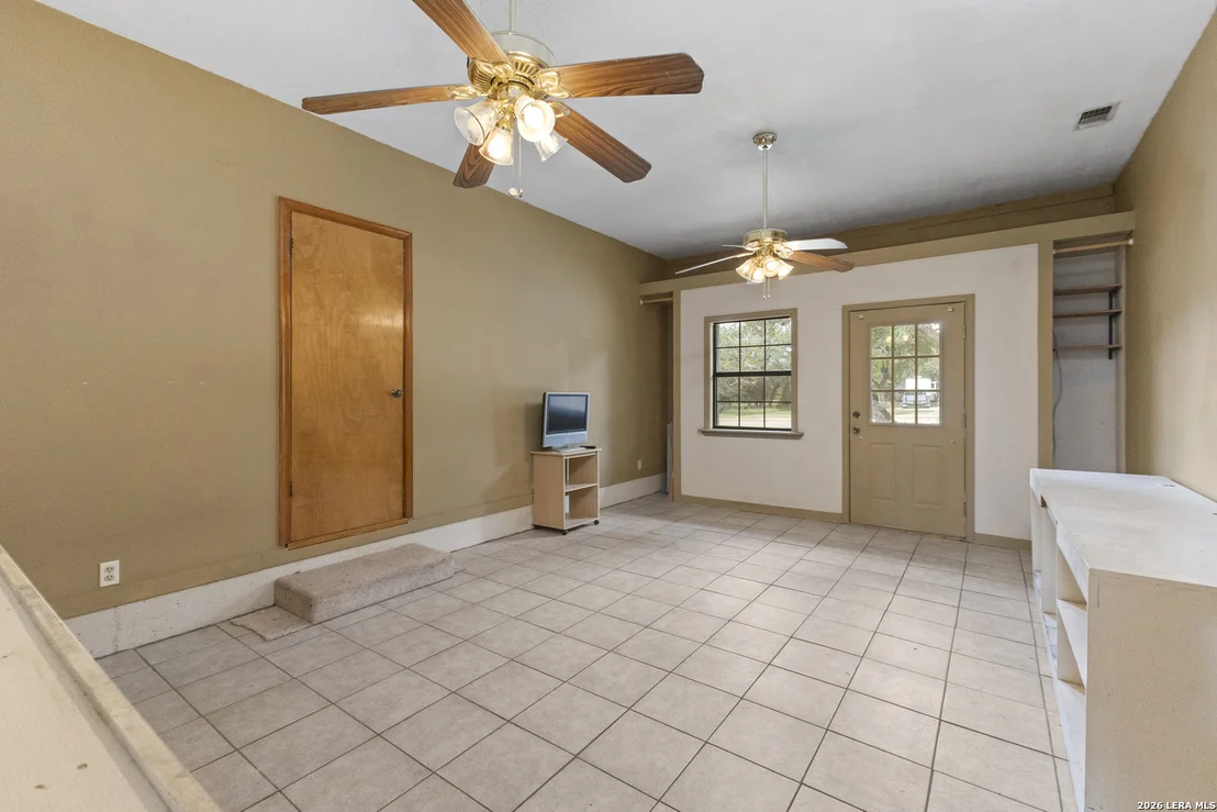 Photo of 165 SETTLERS CIR