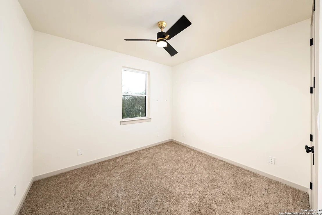 Photo of 118 San Antonio Blvd