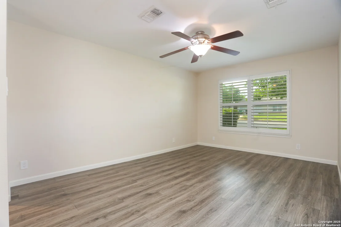 Photo of 5606 Granger