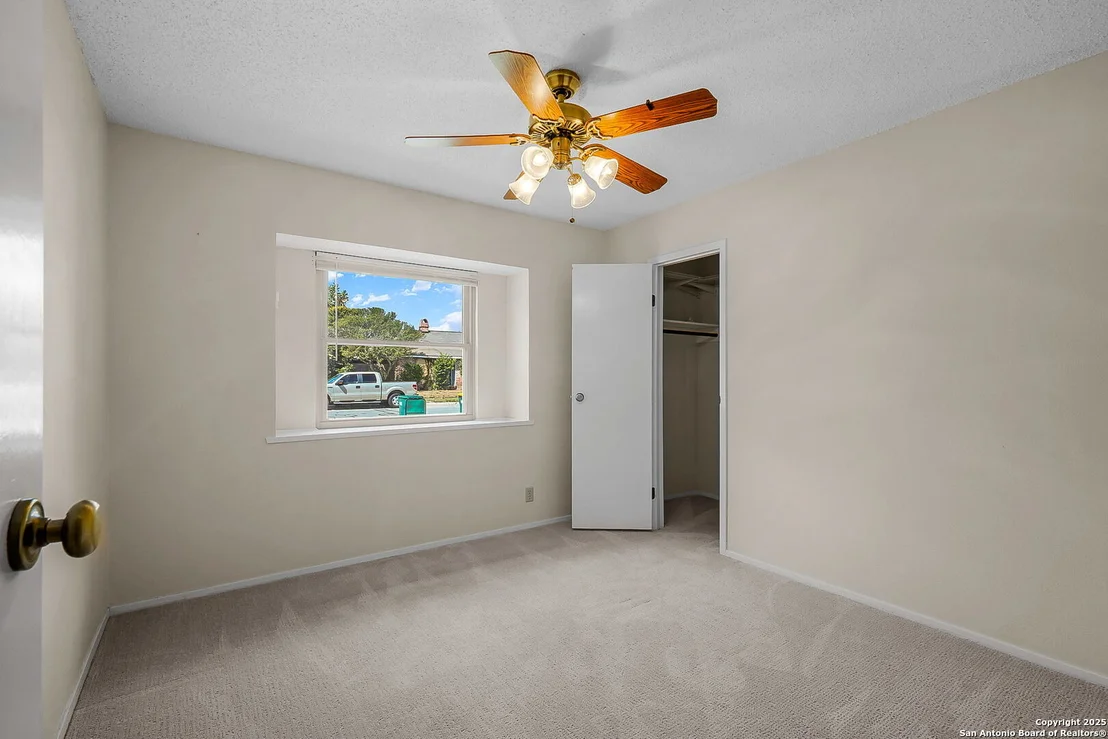 Photo of 130 Meadowland