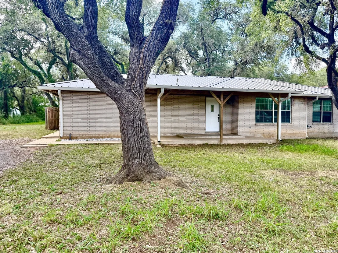 Photo of 170 White