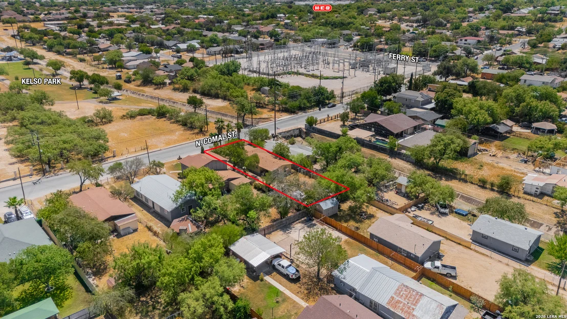 Photo of 819 N Comal