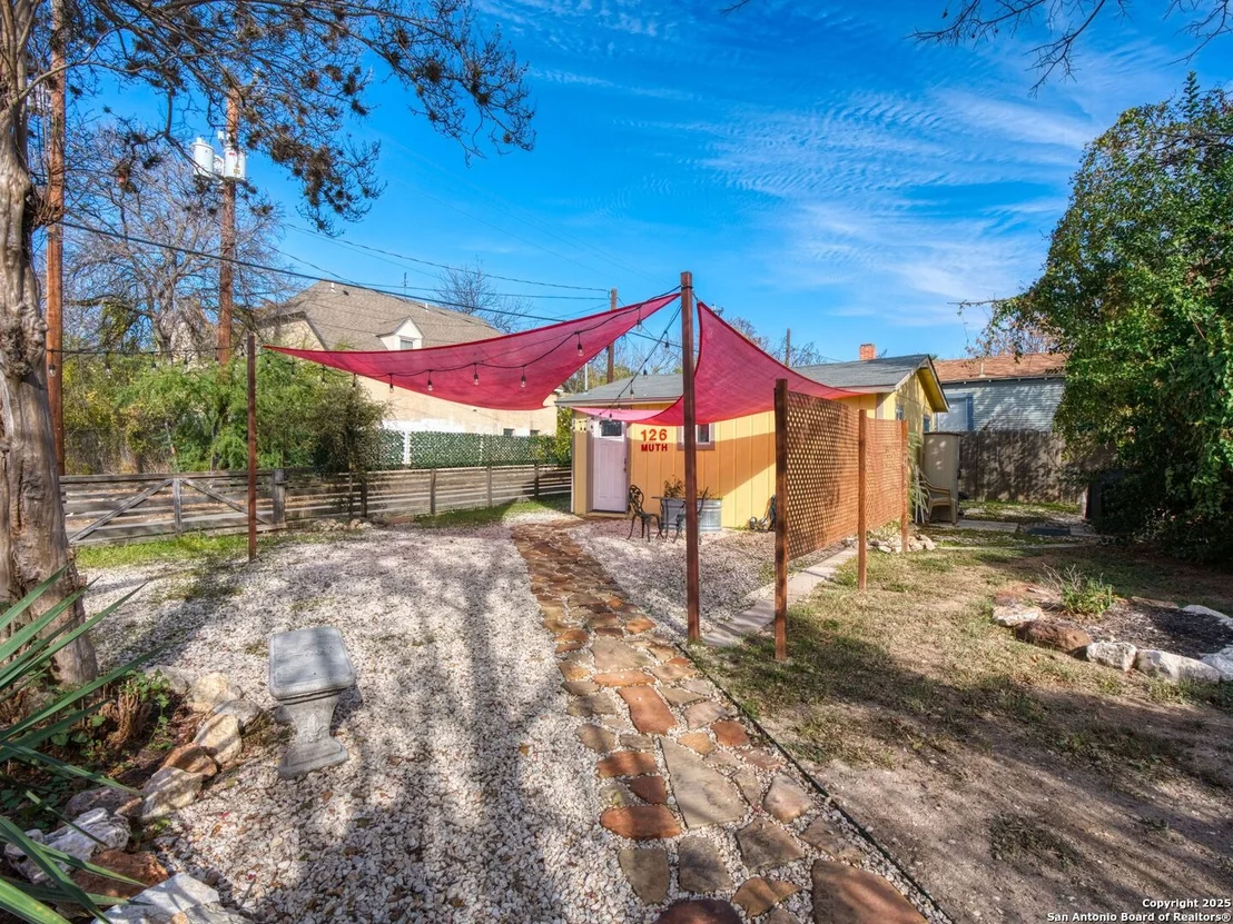 Photo of 126 MUTH