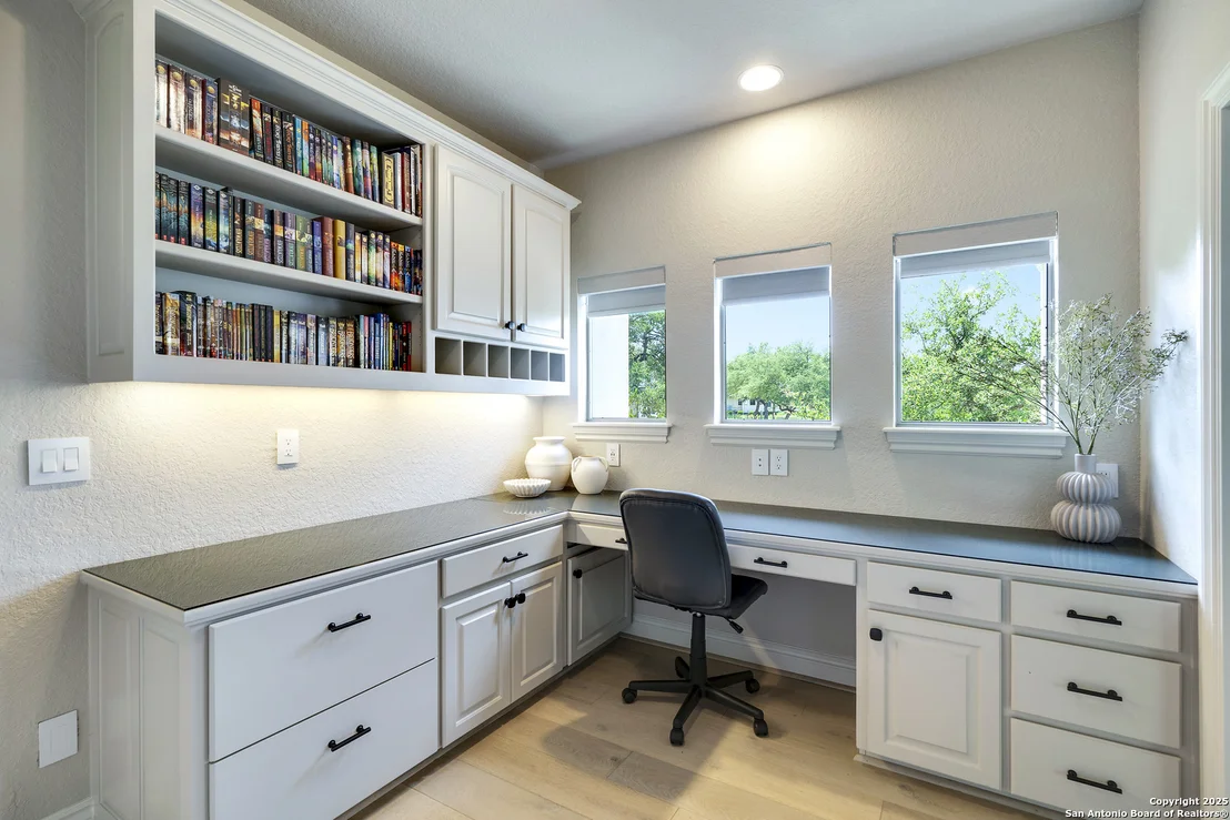 Photo of 170 Riverwood