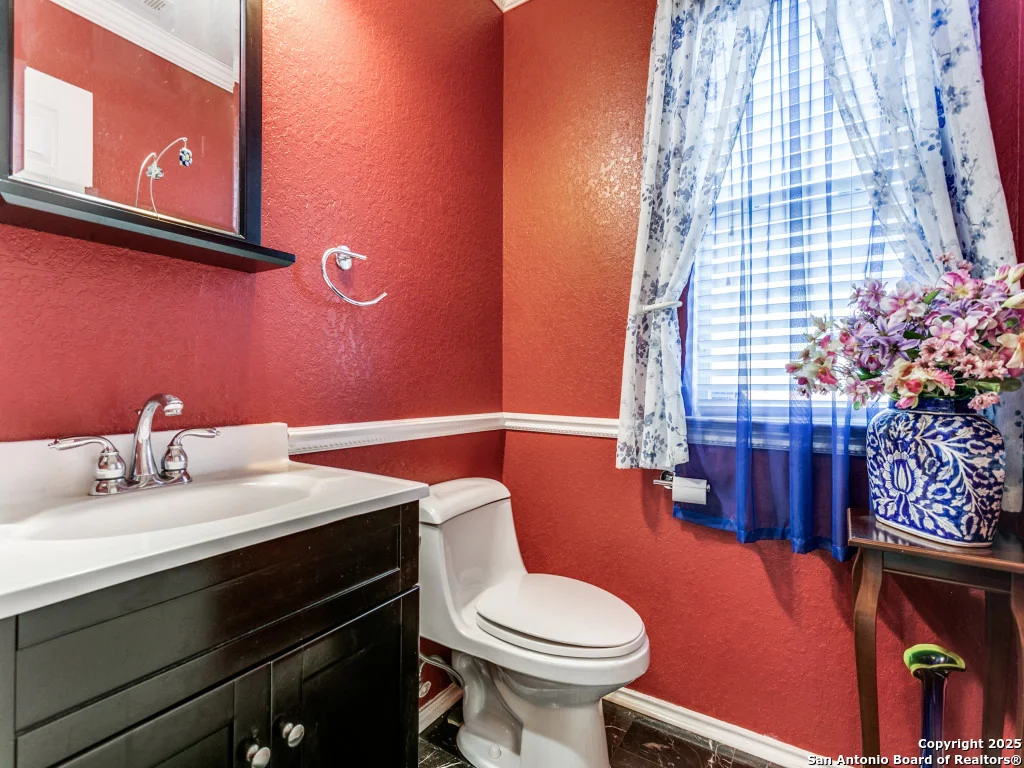Photo of 10702 Diamond Rock
