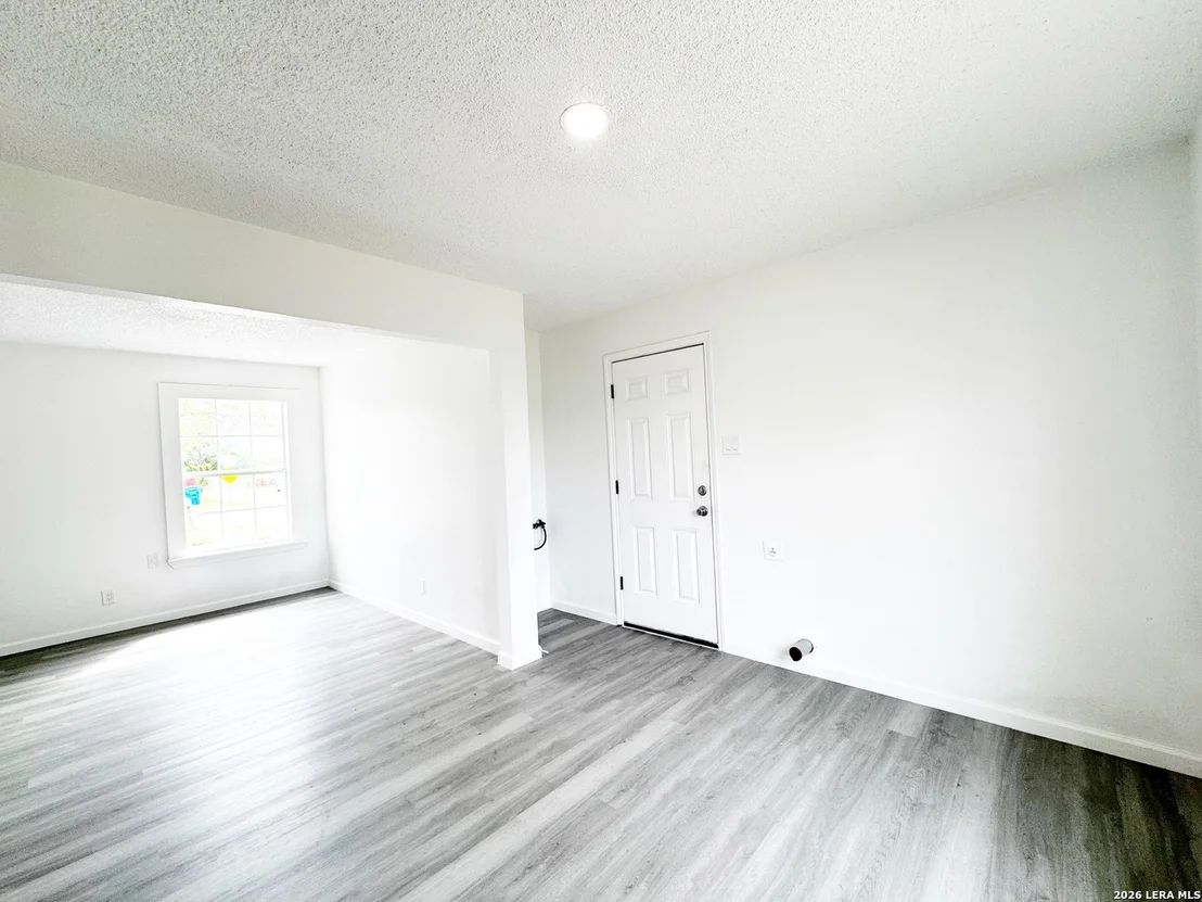 Photo of 501 CORLEY DR