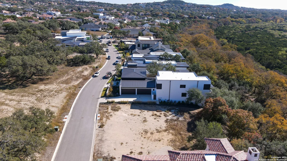 Photo of 24623 Cliff Line