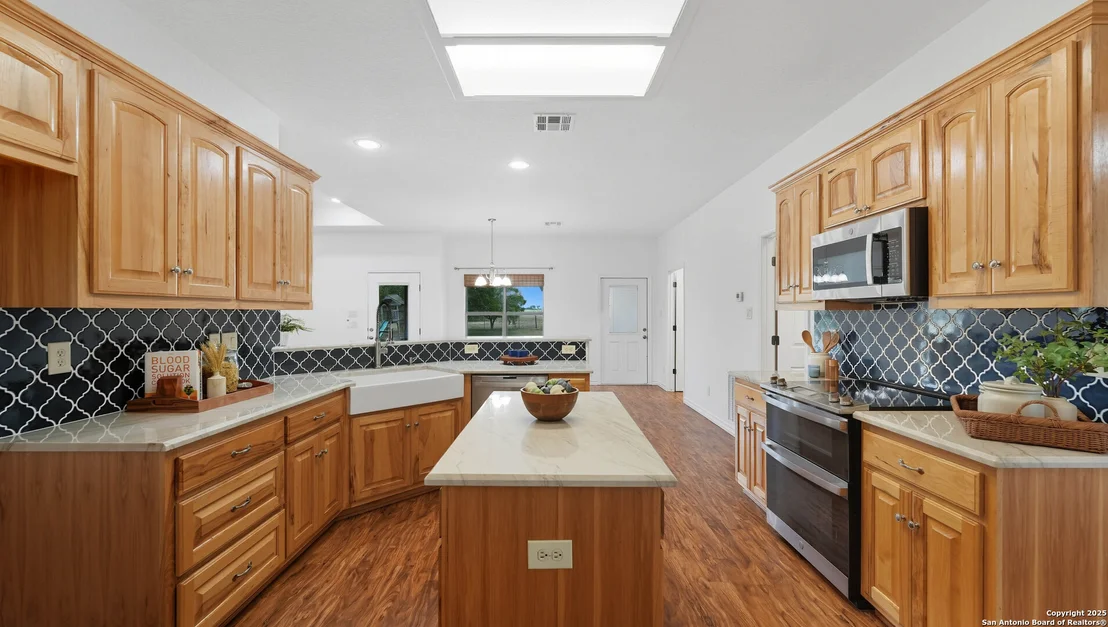 Photo of 2295 Stuart Rd