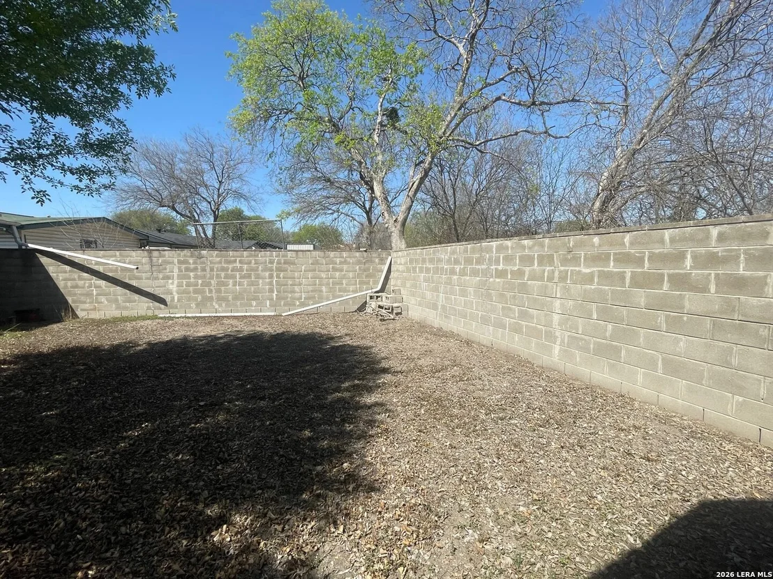 Photo of 4830 Castle Bridge