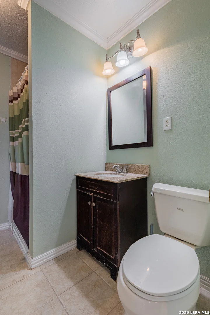 Photo of 819 N Comal