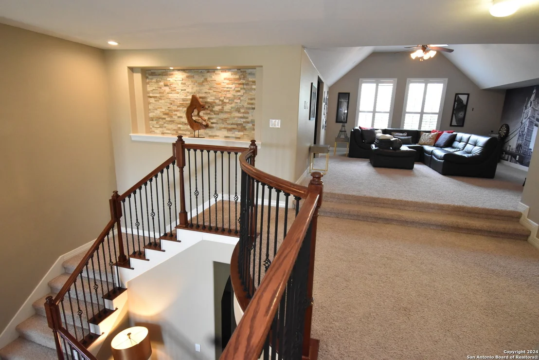 Photo of 115 STONEWALL BND
