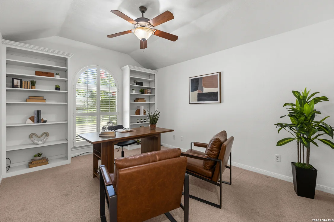 Photo of 6119 CRESCENT FLS
