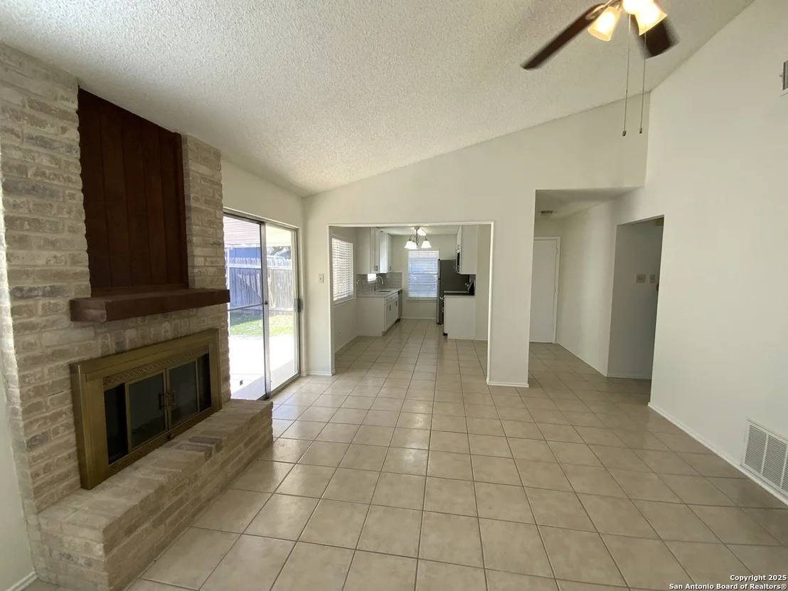 Photo of 12114 STONEY BEND ST