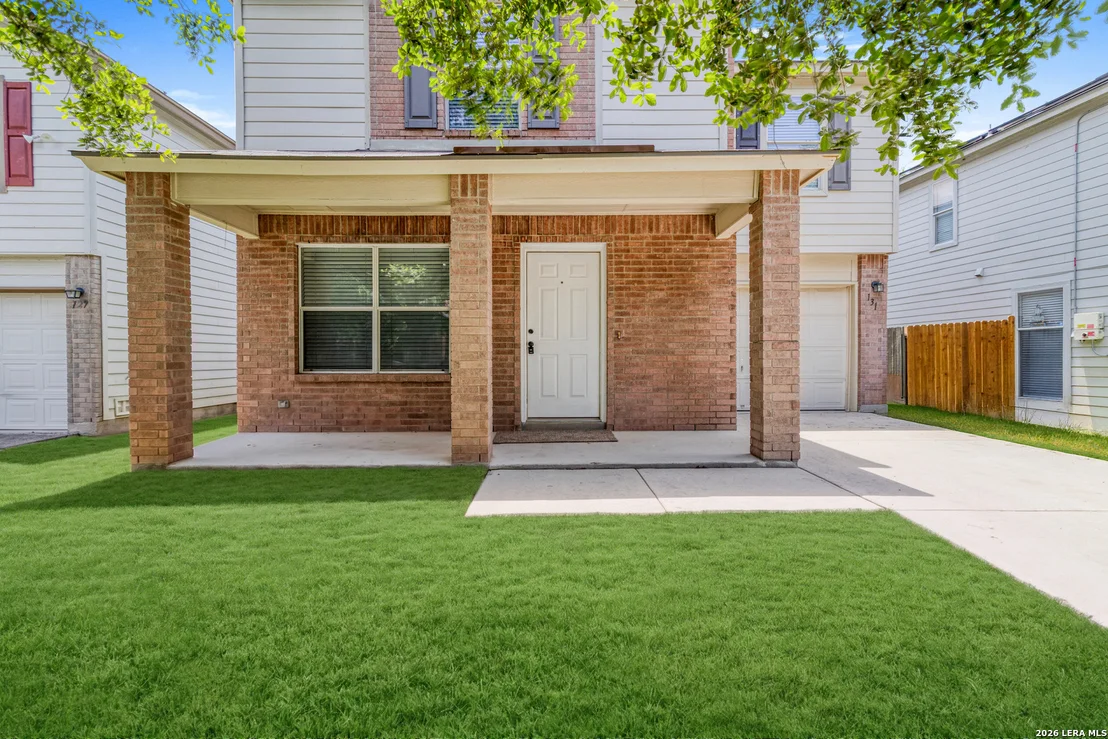 Photo of 131 BOOKER PALM