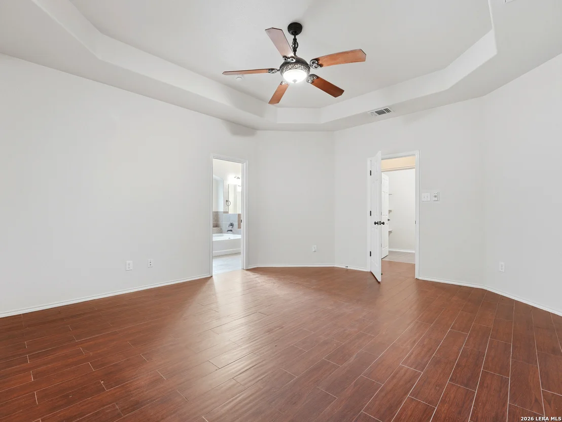 Photo of 5542 Cross Pond