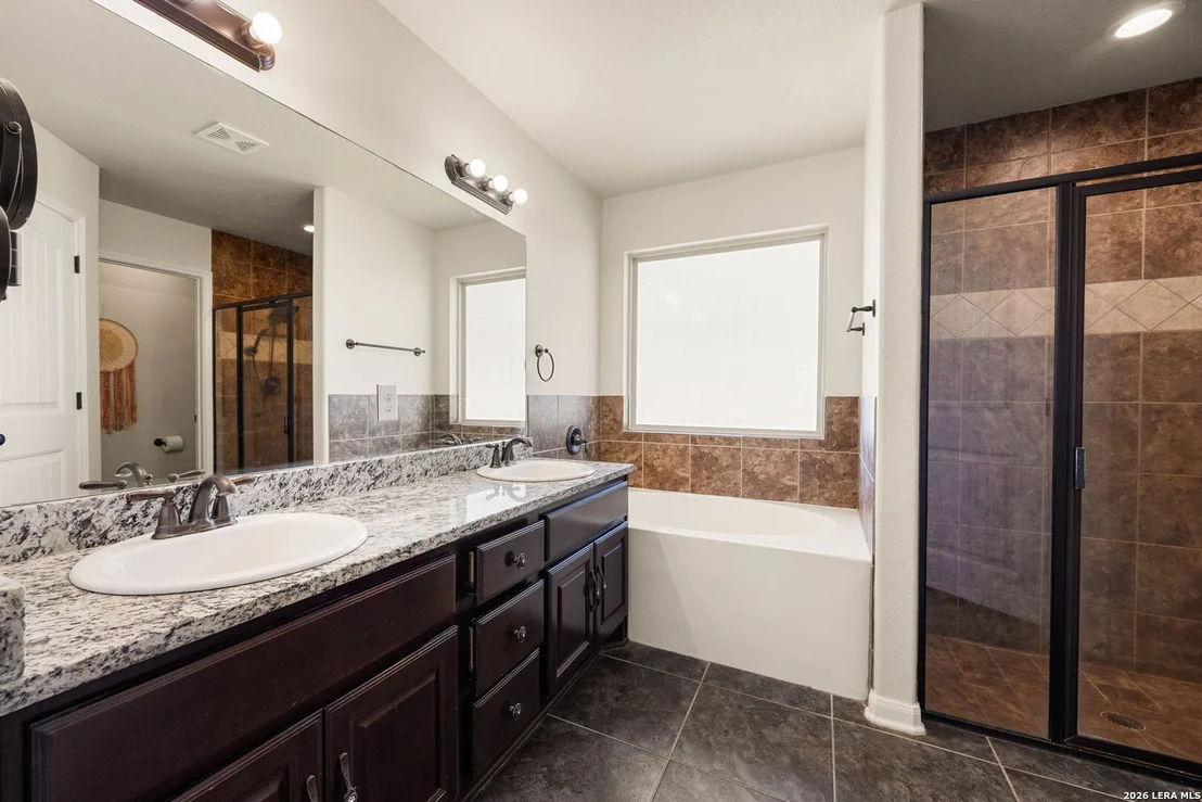 Photo of 149 LAKEVIEW CIR