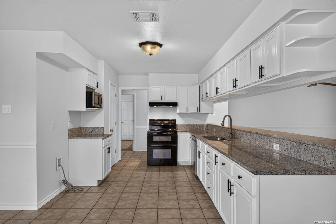 Photo of 1704 STRAIT LN