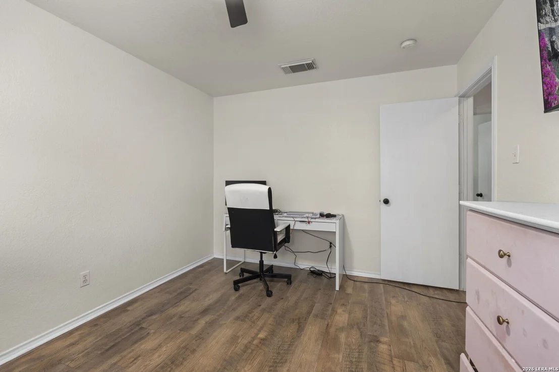 Photo of 11047 Monahan Park
