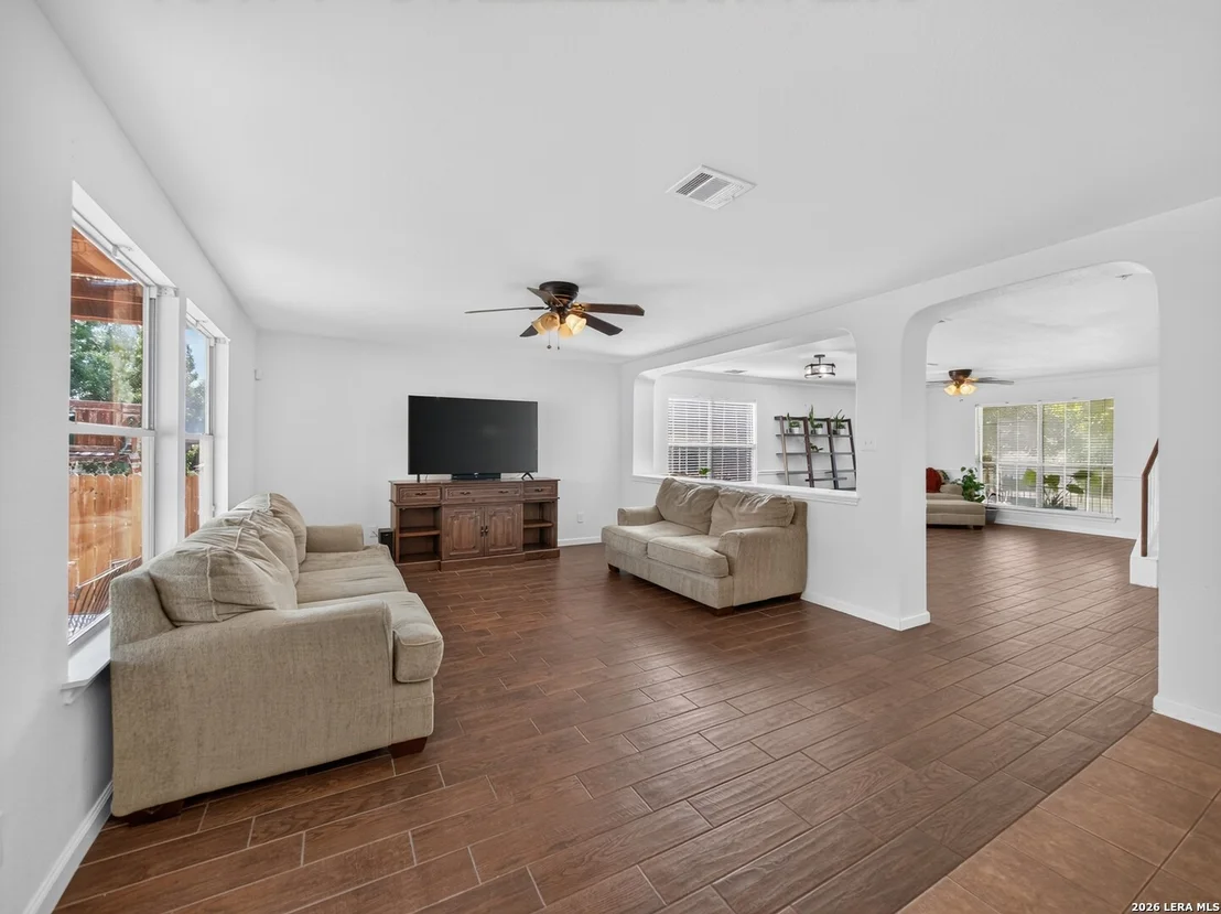 Photo of 10323 Briar Rose