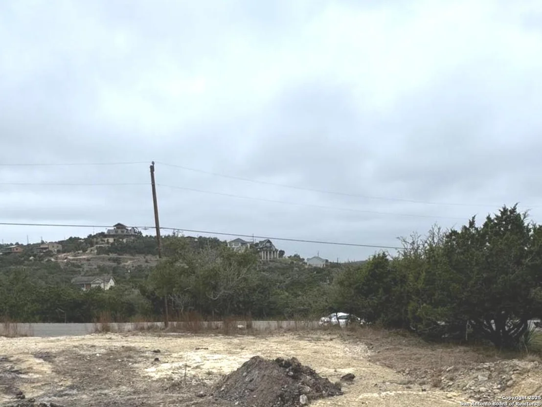Photo of 472 Ledgeview