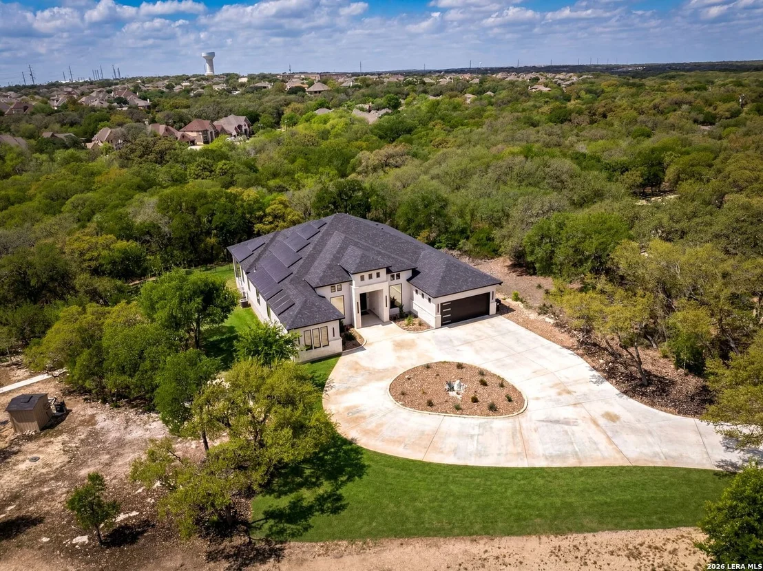 Photo of 721 Timber Bluff