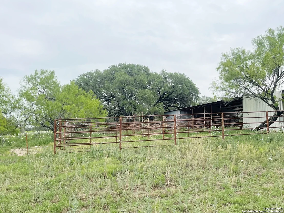 Photo of 1722 COUNTY ROAD 676