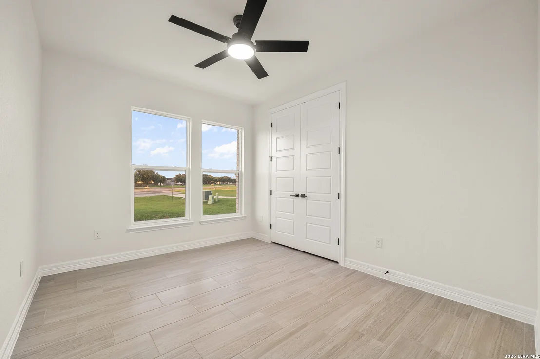 Photo of 100 W MEDIUM MEADOW DR