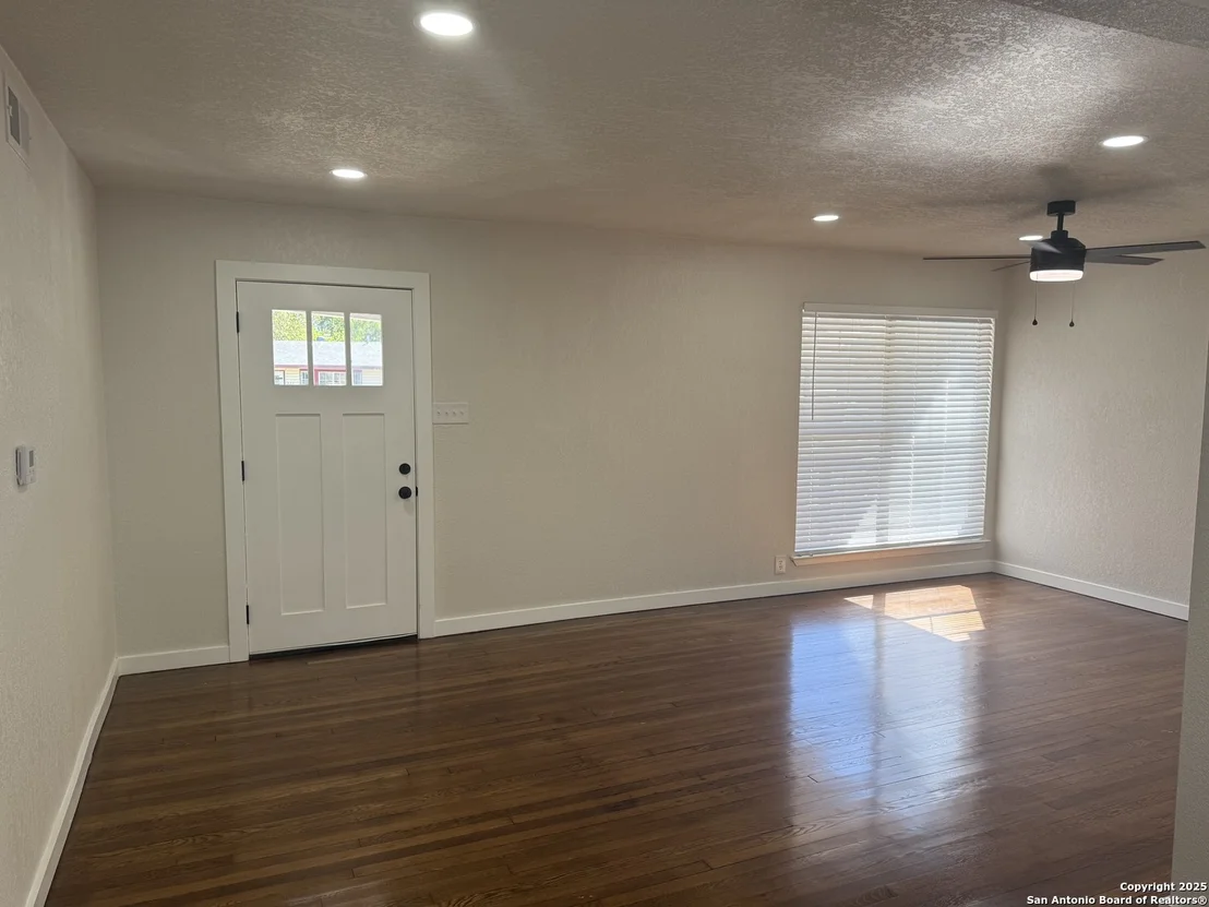 Photo of 223 Adrian