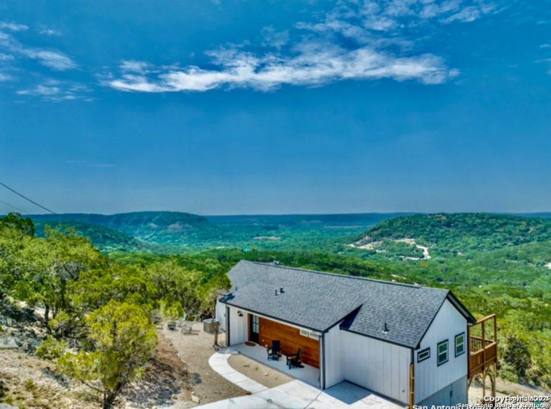 Photo of 460 Stenen Dr.