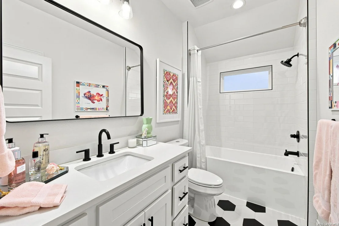 Photo of 103 Chama