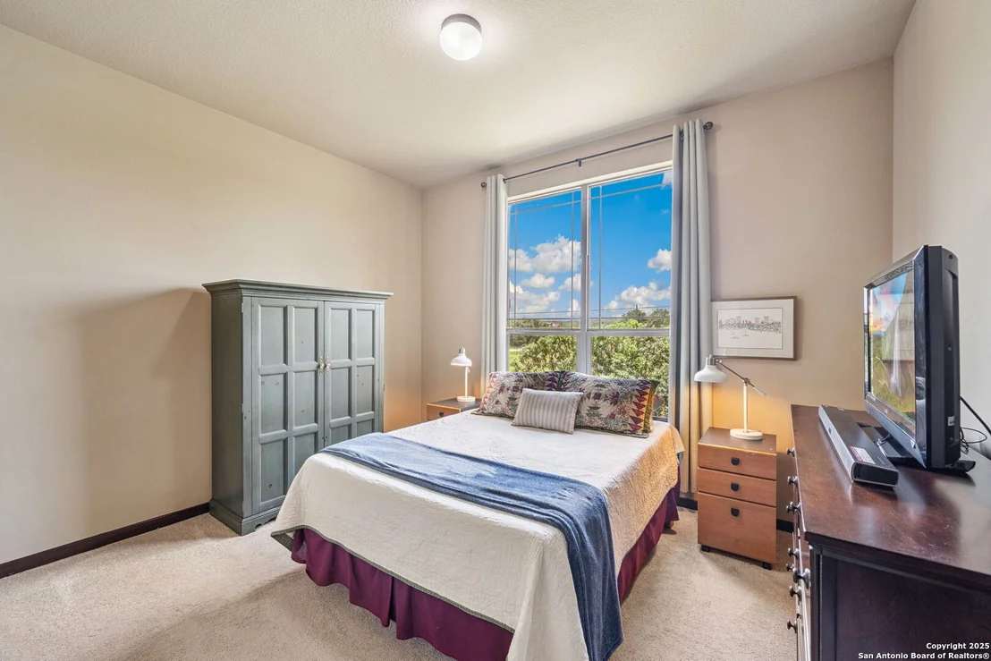 Photo of 108 Dahlia Pass