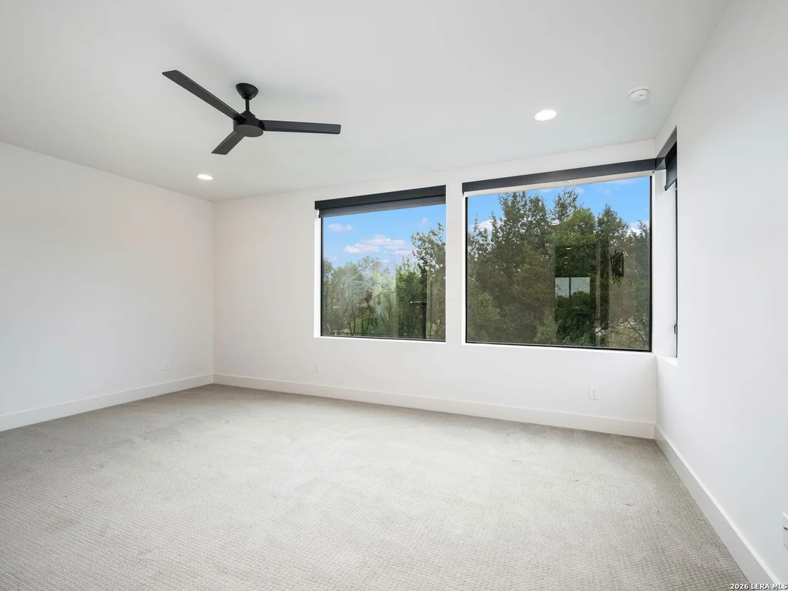 Photo of 211 Wellesley Hill