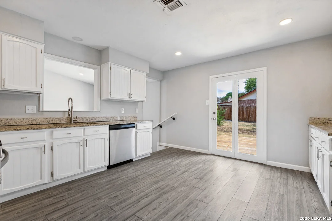Photo of 13702 PEBBLE WALK