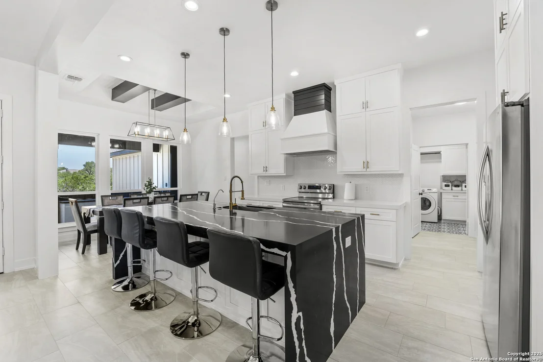 Photo of 1101 Persimmon
