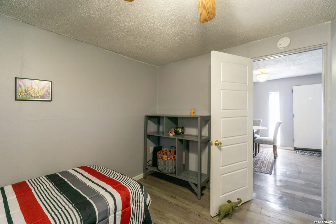 Photo of 1203 Vickers