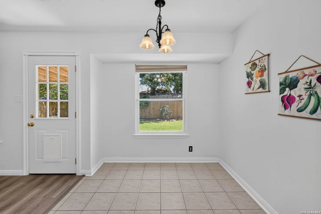 Photo of 9350 Cliff Way
