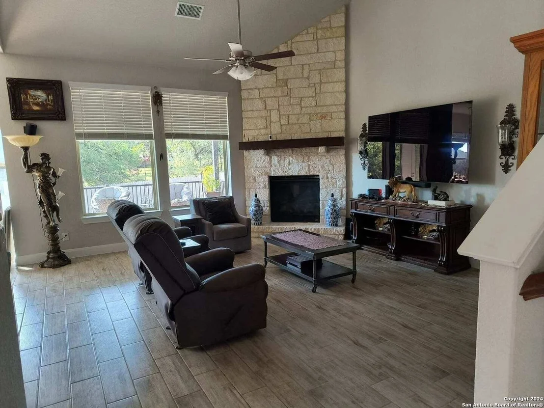 Photo of 9040 Graford Ridge
