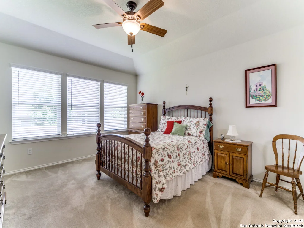 Photo of 112 Braeburn