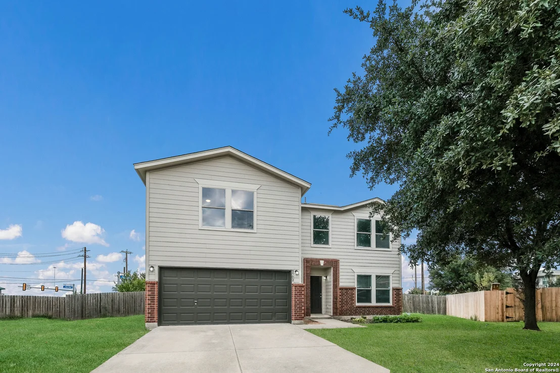 Photo of 8902 Catkin Meadow