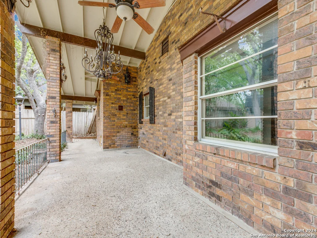 Photo of 10111 iron oak