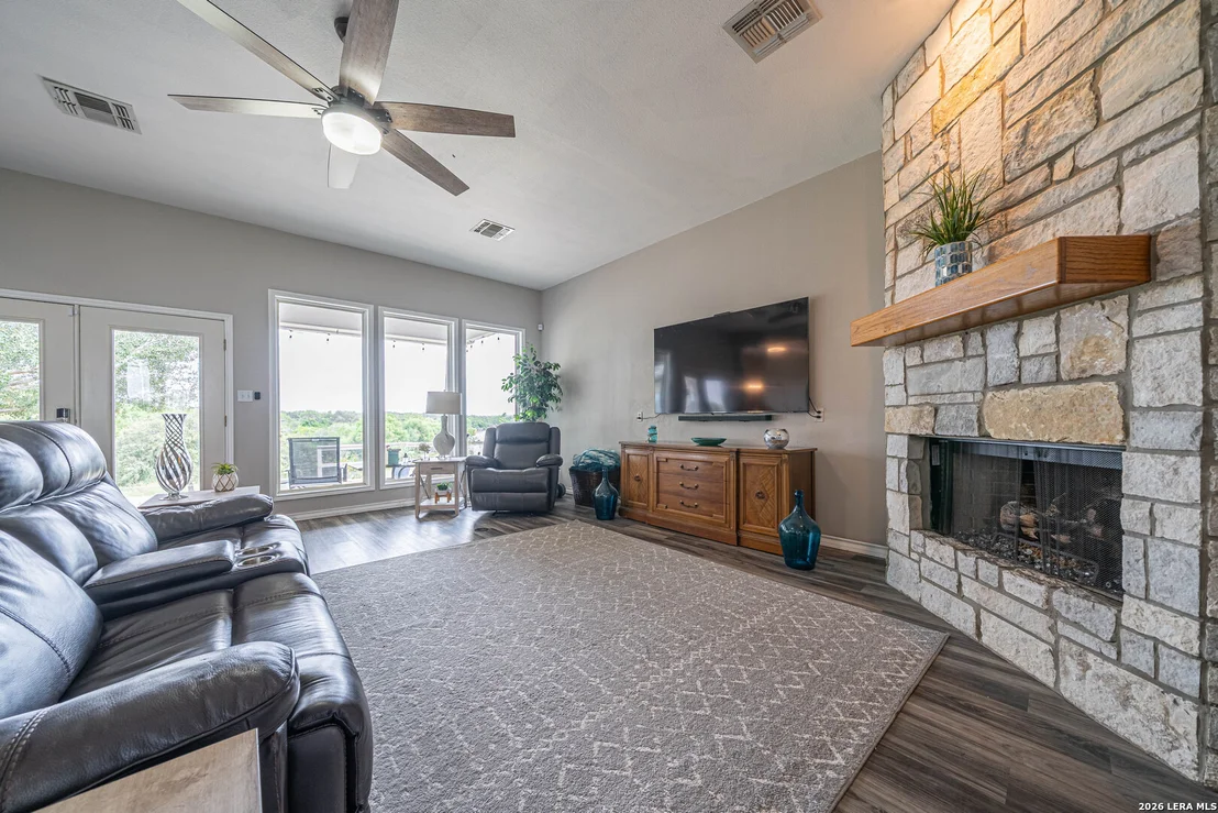 Photo of 165 DAVID CIR