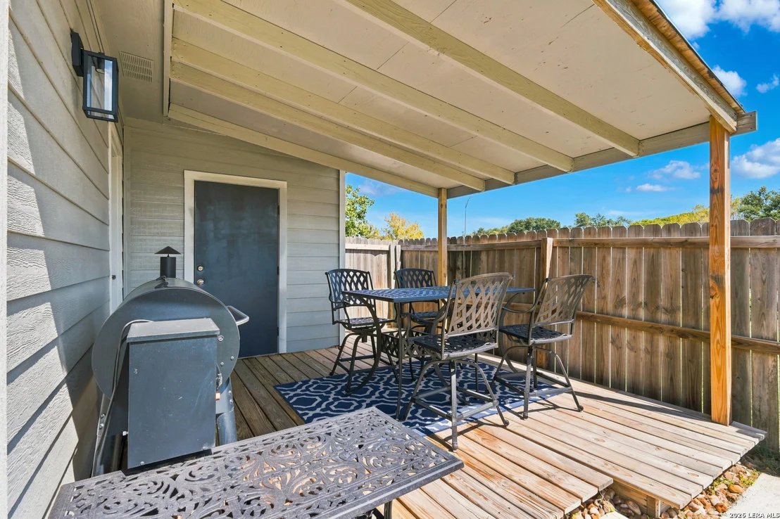 Photo of 7610 Crown Ledge