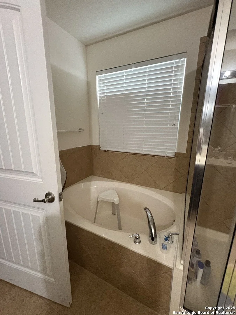 Photo of 714 Halogen Way