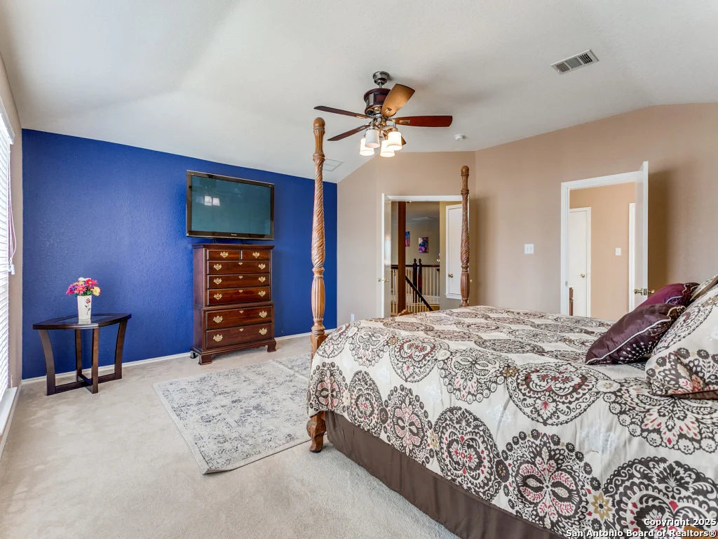 Photo of 10702 Diamond Rock