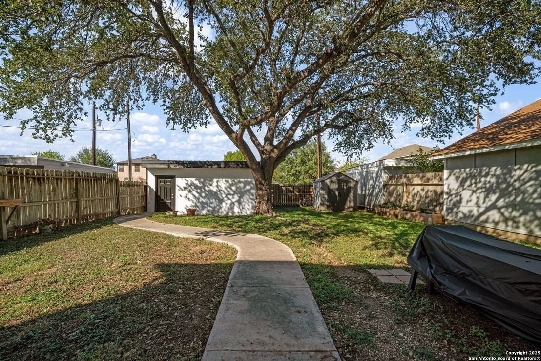 Photo of 764 Garden Meadow