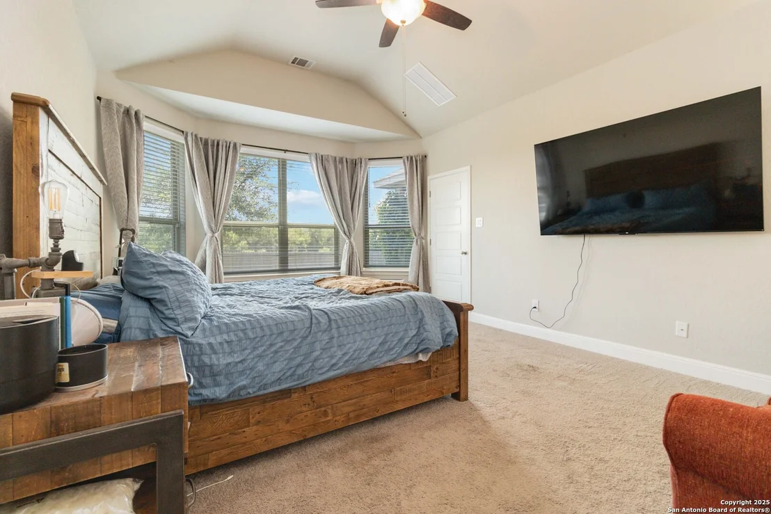 Photo of 2210 Castello