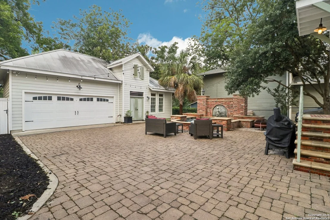 Photo of 124 ARGO AVE