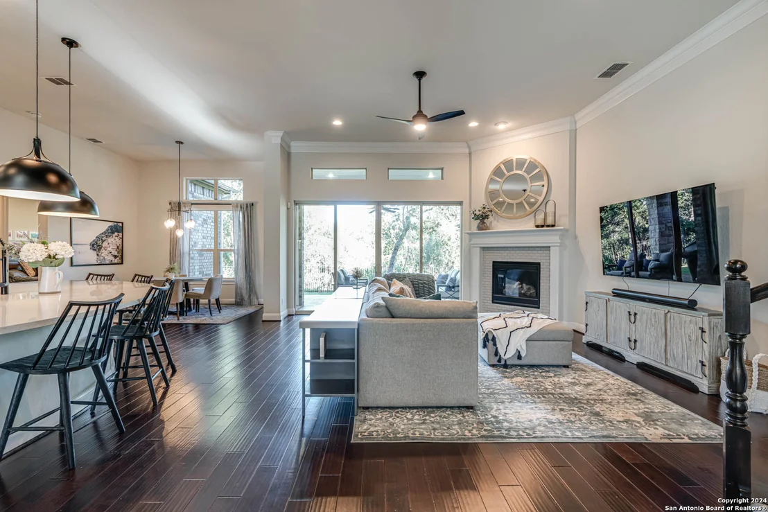 Photo of 17814 HILLSEDGE